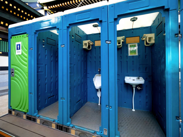 Porta potty delivery and setup in Wayne, MI